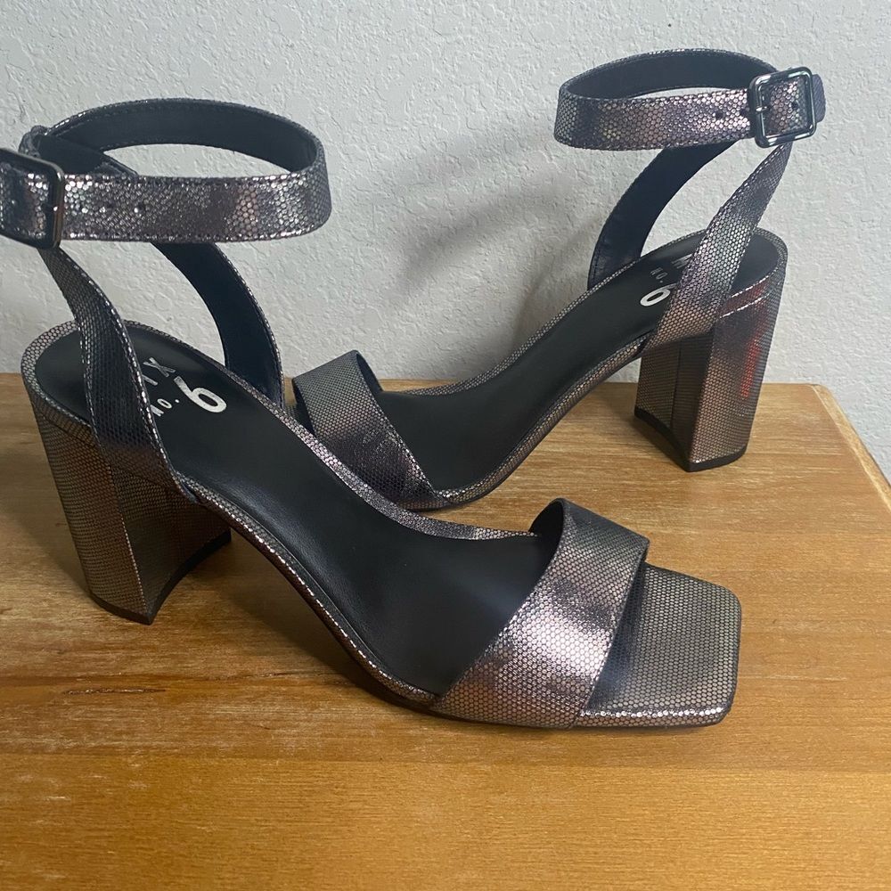 New Women’s Pewter Square Toe Block Heel Party Shiny camo metallic Size 8 - Picture 4 of 10